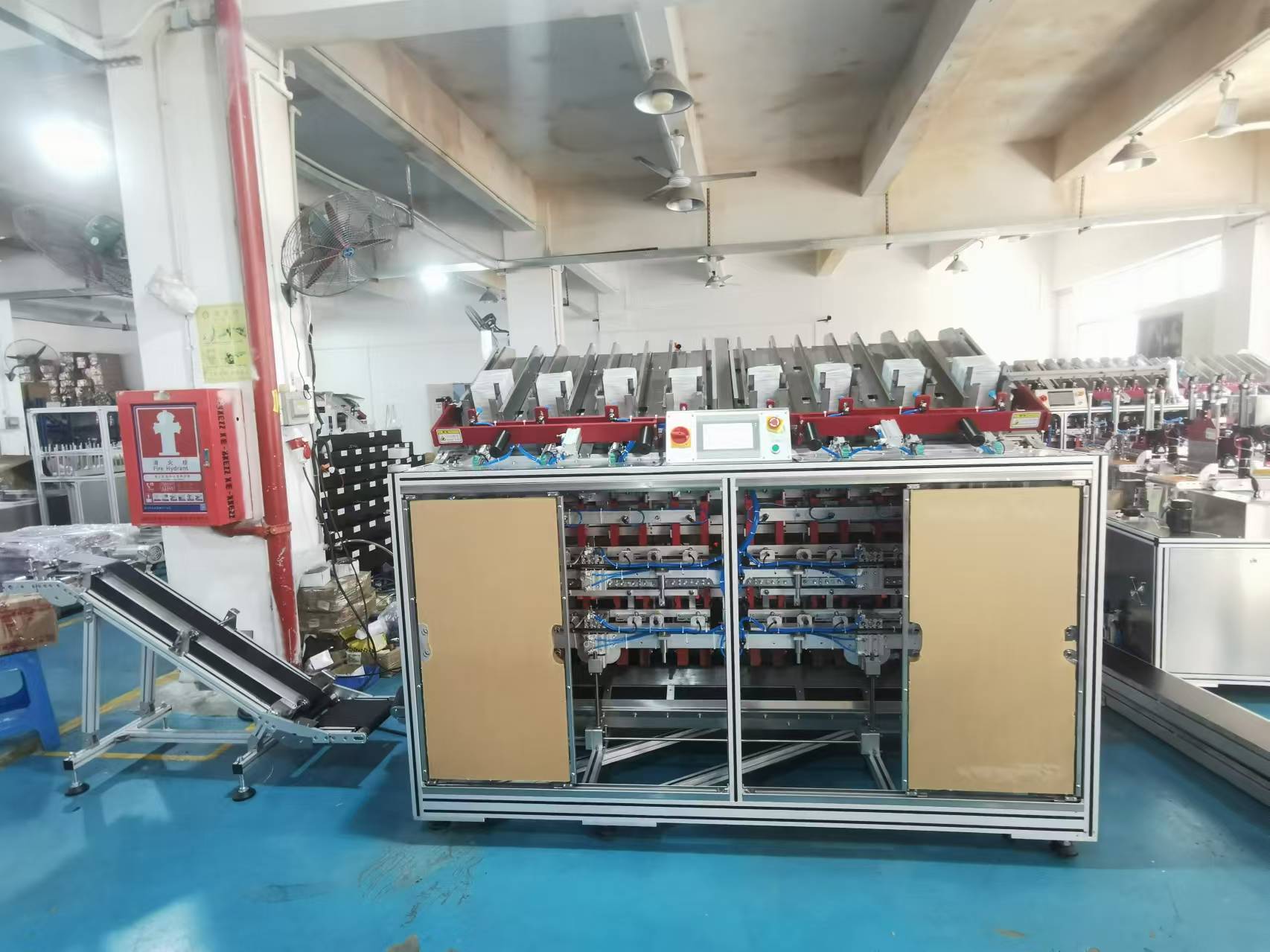 面膜灌裝機(jī)定制化與可持續(xù)技術(shù)引領(lǐng)千億市場增長